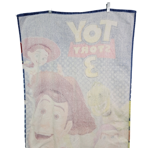Disney Pixar Toy Story 3 Vintage Beach Pool Graphic Oversized Towl - Picture 13 of 15